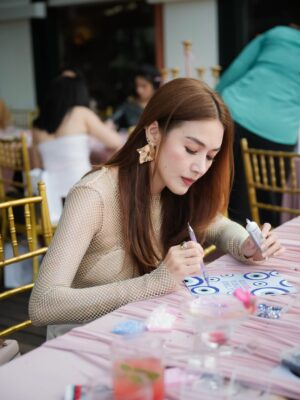 Nwe Darli Tun Instagram - 🧿