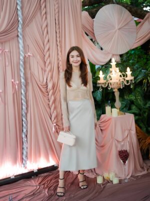 Nwe Darli Tun Instagram - 🧿