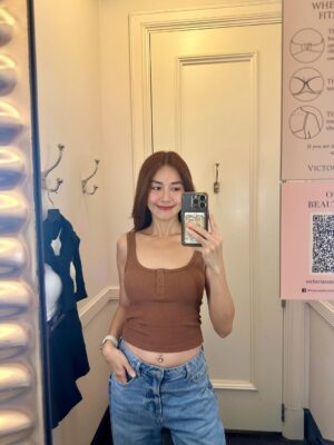 Nwe Darli Tun Instagram - Something different about you