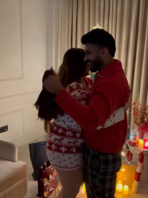 Nykkie Pandey Instagram - Falling in love with you all over again… every single day. This Christmas, and always🎄❤️