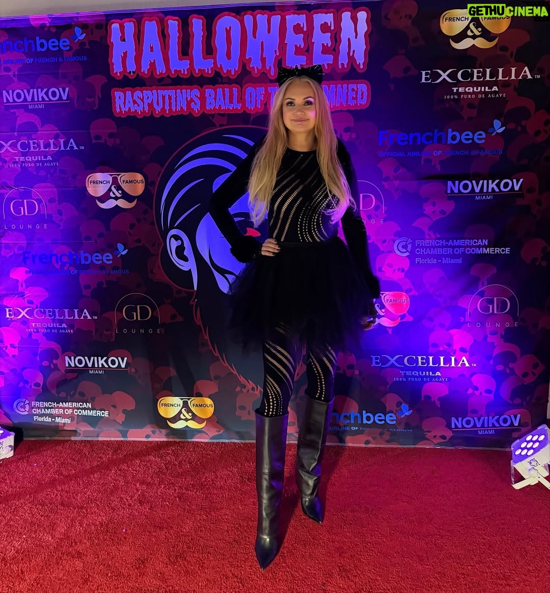 Olga Bespalenko - 469 Likes - Halloween 2025 🎃🎃🎃🎃