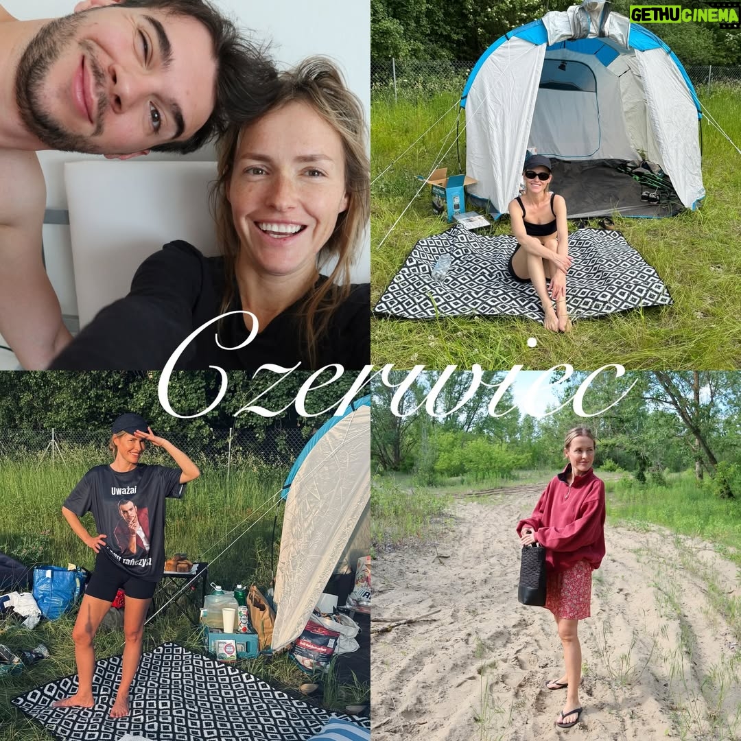 Olga Frycz - 11.5K Likes - ꜱᴛʏᴄᴢᴇń.
Przede wszystkim to nasz rodzinny wyjazd na Teneryfę.No i zaręczyny. Piękny czas, piękne wspomnienia. 
Styczeń to też złamana nóżka Helenki, która ciągnęła się do lutego. 

ʟᴜᴛʏ. 
Nasza  rocznica z Albertem i moje z Helenką dziewczyńskie ferie w Dubaju. 
Albert został w Warszawie i zaczął już przygotowania do TzG. 

ᴍᴀʀᴢᴇᴄ.
Oh, dużo się działo, ale głównie wszystko kręciło się wokół Tańca z Gwiazdami. 
Co tydzień stres, ale też wielka radość i satysfakcja. Oglądanie Alberta i Ady w TzG to dla był dla nas rytuał. Jak nie w studio na żywo to w domu przed telewizorem. Wolę z dziewczynkami  to drugie 😊

ᴋᴡɪᴇᴄɪᴇń.
Święta w Lipsku i chwila odpoczynku. Ładujemy baterie bo finał TzG coraz bliżej. 

ᴍᴀᴊ.
Jestem w super formie, czuję się ze sobą najlepiej. Jestem chudziutka i lekka. Albert z dziewczynkami robią mi wspaniały dzień mamy. A kilka dni później jadę z Helenką i Zosią nocnym pociągiem na kilka dni do Świnoujścia. Mamy super czas. A wędzoną rybę zagryzam kabanosem… 

ᴄᴢᴇʀᴡɪᴇᴄ.
Cieszymy się bardzo bo jestem w ciąży !!! Jeszcze chwile pochodzę na pilastes, poćwiczę.. naciesze się dobrą formą. 
Szykujemy się na wyjazd na Sycylię. 

ʟɪᴘɪᴇᴄ. 
Sycylia. Grzeje brzuszek i bardzo odpoczywam. 
No i jedziemy na nasze kochane Kaszuby. 
Lipiec był super. 

ꜱɪᴇʀᴘɪᴇń. 
Trwają wakacje ale trochę już myślimy o wrześniu bo… 

ᴡʀᴢᴇꜱɪᴇń. 
We wrześniu Helenka poszła do pierwszej klasy. 
No i ma urodziny. Szykujemy super zabawę w podchody. 

ᴘᴀźᴅᴢɪᴇʀɴɪᴋ. 
Urodziny Zosieńki i moje urodziny. Moją nową pasją stały się wypieki. Słodkie wypieki. Piekę głównie ciasta drożdżowe z kruszonką i lukrem. 
Lecimy do Rzymu na chrzciny mojego siostrzeńca. 

ʟɪꜱᴛᴏᴘᴀᴅ.
Wypiekam chleby i zjadam całe bochenki.  Żyjemy wyjazdem na Teneryfe. Ja już jestem gruba i nie mam siły mówić i stać. 

ɢʀᴜᴅᴢɪᴇń.
Robię pierogi i czekamy na Święta. 
Święta święta i po świętach. 
Czekamy na Nowy Rok. 
Odliczam dni do CC. Zostało 47 ! 😅

2025 był bardzo dla mnie łaskawy. 

Życzę Wam Szczęśliwego Nowego Roku 🩷