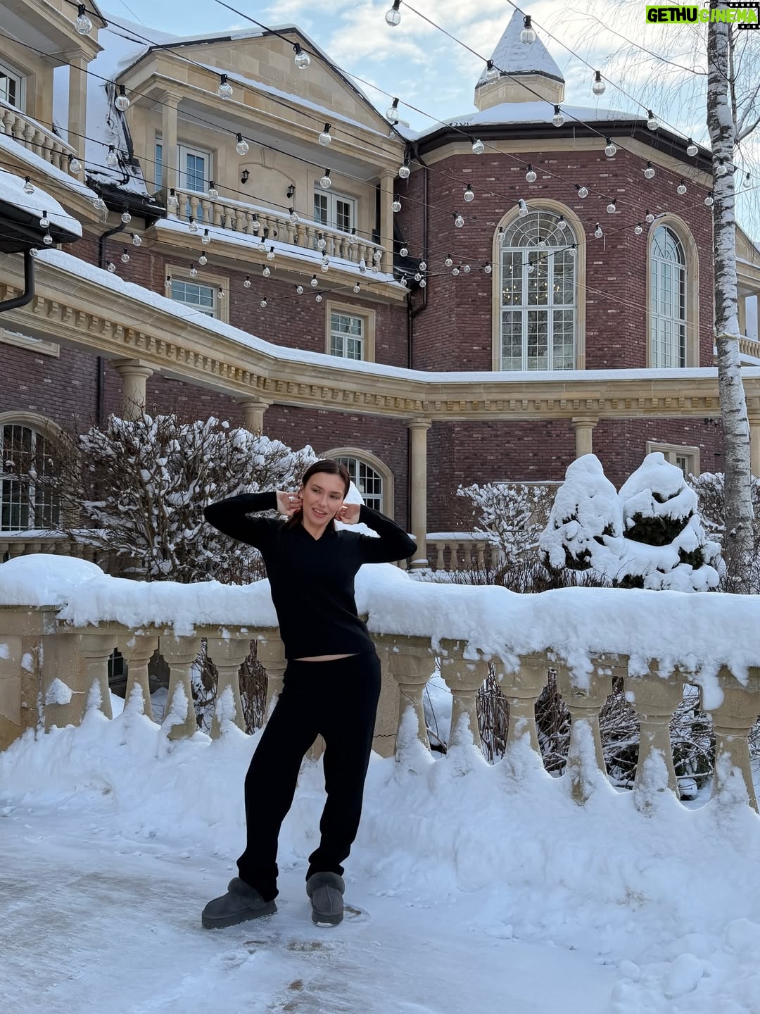 Olga Seryabkina - 47K Likes - Настоящие, красивые, зимние каникулы ❄️☃️🌨️