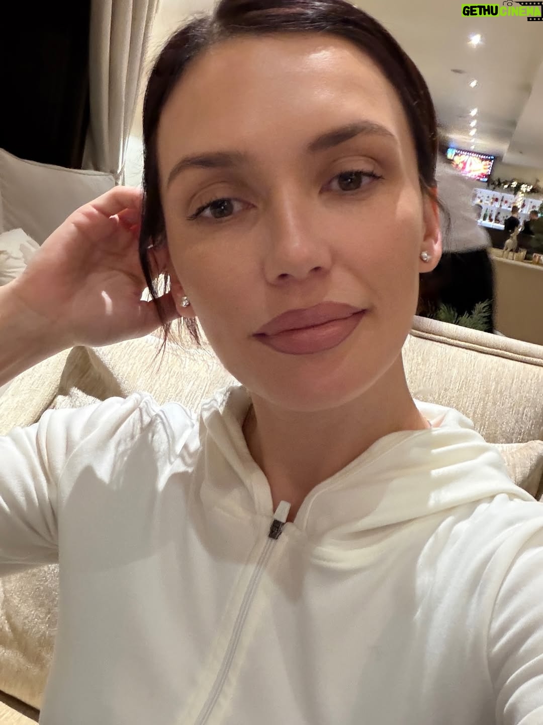 Olga Seryabkina - 47K Likes - Настоящие, красивые, зимние каникулы ❄️☃️🌨️