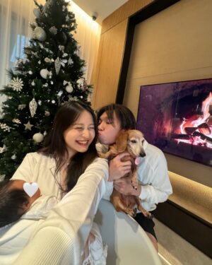 Onic Vior Instagram - natal pertama mama papa🎄