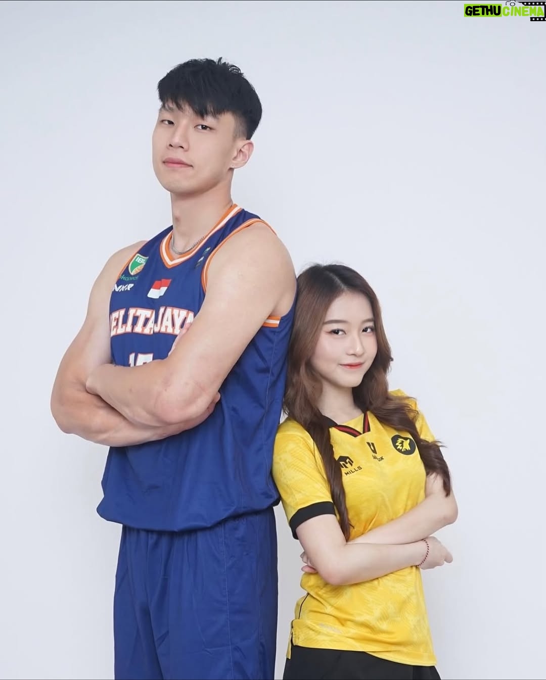 Onic Vior - 1.3 Million Likes - Puji Tuhan, raja langit menang lagi @onic.esports 🏆 respect bumil #alhamdulillah