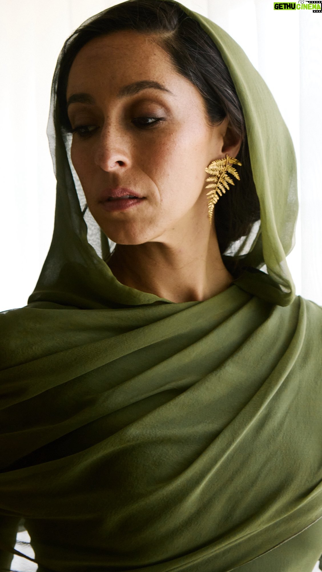 Oona Chaplin - 4.8K Likes - oona for @avatar world premiere madrid in custom @yassminsaleh 

#oonachaplin #avatar #madrid