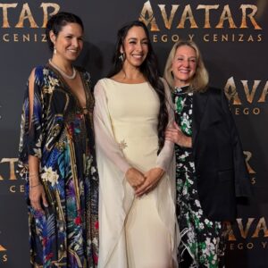 Oona Chaplin Instagram - Congratulations @oonacc on your bold, mesmerizing, iconic performance as #Varang in #AvatarFireAndAsh!  Your intelligence, elegance, and depth of talent blaze through every frame. A true revelation — and an extraordinary human to boot. Such a joy and honor to be on this wild journey with you. Movie out in theaters now! See in IMAX or 3D!

#avatar #disney #oonachaplin #LosAmgeles #Paris #Madrid #London #MexicoCity #PremiereTour