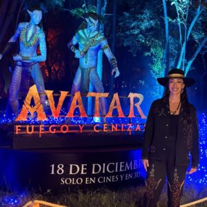 Oona Chaplin Instagram - Congratulations @oonacc on your bold, mesmerizing, iconic performance as #Varang in #AvatarFireAndAsh!  Your intelligence, elegance, and depth of talent blaze through every frame. A true revelation — and an extraordinary human to boot. Such a joy and honor to be on this wild journey with you. Movie out in theaters now! See in IMAX or 3D!

#avatar #disney #oonachaplin #LosAmgeles #Paris #Madrid #London #MexicoCity #PremiereTour