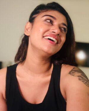 Oviya Instagram - 
