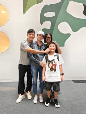 Paige Chua Instagram - Guess who's #pairingup again, and this time we've #upgraded to become...!!! 🩵 #filminginprogress #callmedaddy #callhermummy #mummyisalwaysright #老夫老妻
#十年你还好吗 #听妈妈的话 

#KidUNot #孩是老的辣