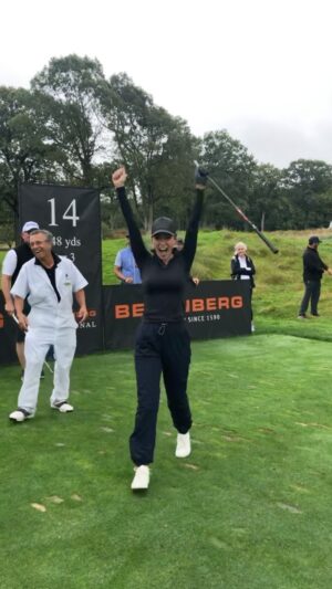 Paige Spiranac Instagram - Made a hole in one in front of legend Gary Player yesterday. Coolest moment of my life!