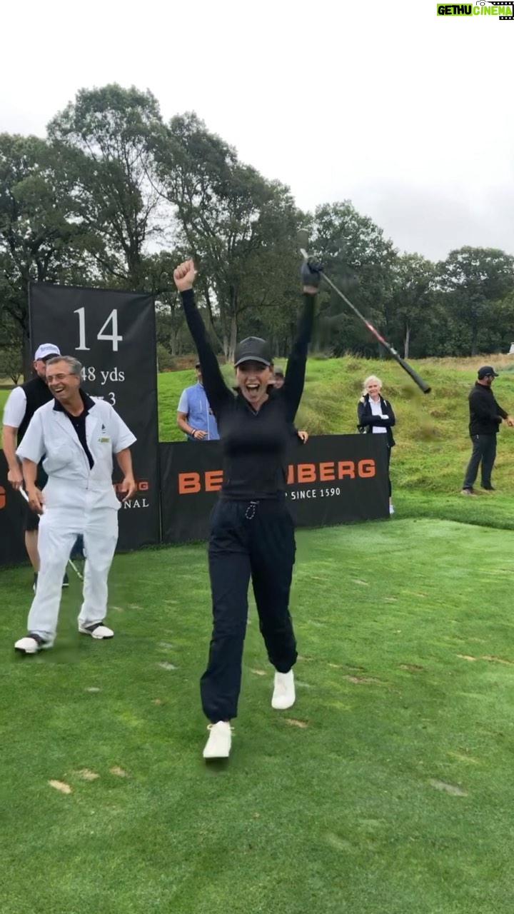 Paige Spiranac - 184.4K Likes - Made a hole in one in front of legend Gary Player yesterday. Coolest moment of my life!