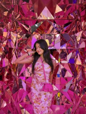 Palak Bharti Instagram - Living my soft girl fantasy at Nykaaland 🌸 🫧✨
#nykaaland