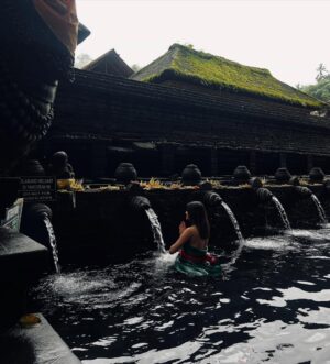 Pallak Yadav Instagram - - Moving through the sacred fountains at Tirta Empul, each prayer felt intentional, each moment quiet. The water didn’t just touch my skin it softened something within me. Cleansed, grounded, grateful. Goosebumps 🥲