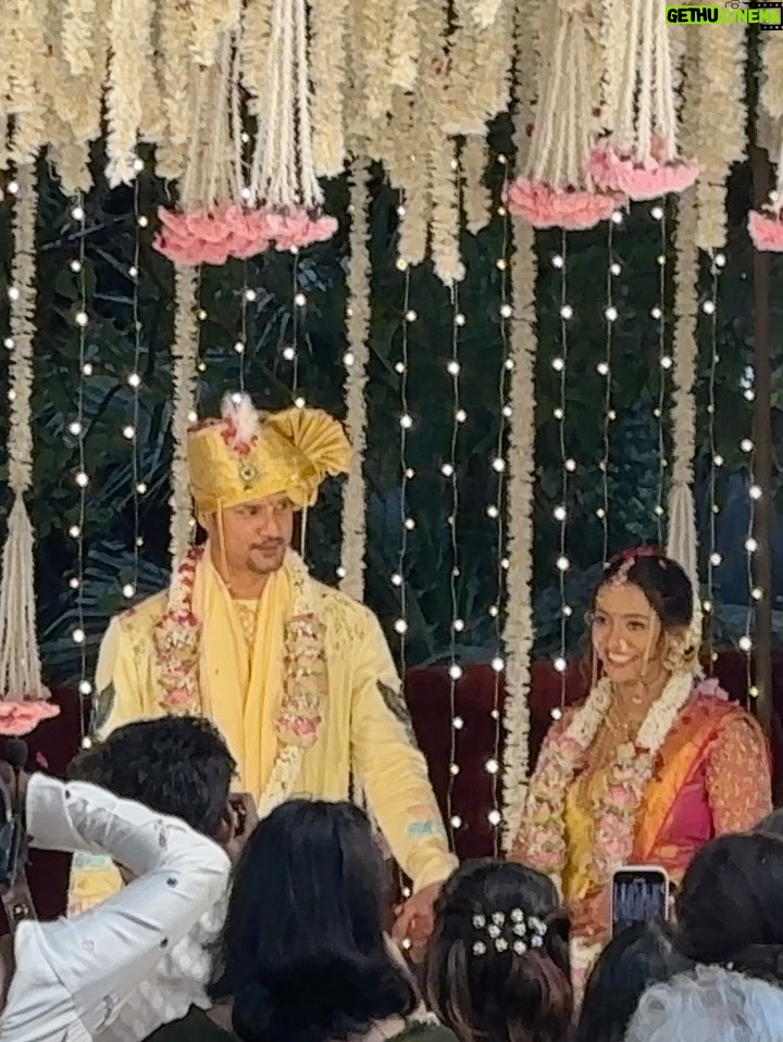 Pallak Yadav - 156.7K Likes - - “Hath nahi chodhna Sath nahi Chodhna” We promised to never let go of each other, and that’s exactly what we’re living by. This is the promise we continue to keep.
Congratulations Jay & Harshala ♥️
Trust me everyone, this is the happiest I’ve ever seen him. He’s never been this happy, not even after winning the show 😮‍💨 Love truly does wonders 🥹🧸
Wishing you both a lifetime filled with love, laughter, understanding, and togetherness. May your married life be as beautiful and joyful as this moment, always. 🫶🏻
Missed you @shivamsharmatic !! BOOMBAAM 💥

PS - I’m so sorry for getting personal, but mujhe jaldi bua banao I didn’t know the dress code. I also want to wear a Paithani 😭 @jaydudhaneofficial 🥲🍕