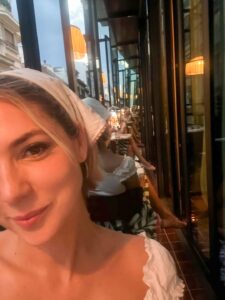 Actress Paloma Bloyd HD Photos and Wallpapers September 2025