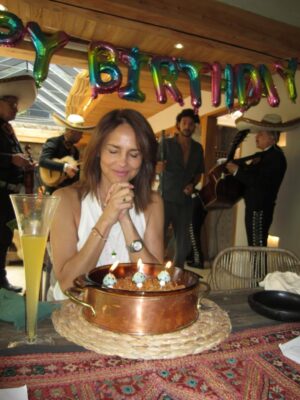 Paola Turbay Instagram - NOVIEMBRE
Mi cumpleaƱos
La llegada de @sofiaestradaturbay y su cumpleaƱos tambiƩn
Los MACONDO en MedellĆn
DOBLE o NADA agotado
Familia
Salud
Amor
No le puedo pedir mƔs a la VIDA
”GRACIAS!