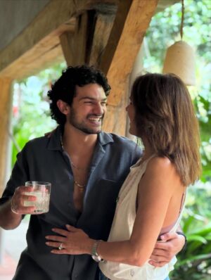 Paola Turbay Instagram - NOVIEMBRE
Mi cumpleaƱos
La llegada de @sofiaestradaturbay y su cumpleaƱos tambiƩn
Los MACONDO en MedellĆn
DOBLE o NADA agotado
Familia
Salud
Amor
No le puedo pedir mƔs a la VIDA
”GRACIAS!