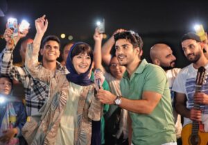 Pardis Ahmadieh Instagram - 🎬
کمدی عاشقانه سعید سهیلی به پایان فیلمبرداری رسید
نخستین تصویر از ساعد سهیلی و پردیس احمدیه در «پول و پارتی»
.
فیلمبرداری فیلم سینمایی «پول و پارتی» شانزدهمین ساخته سعید سهیلی به تهیه کنندگی سینا مهراد به پایان رسید.
.
ساعد سهیلی و پردیس احمدیه زوج اصلی این کمدی عاشقانه را بازی می کنند که فیلمبرداری اش در سکوت خبری انجام شد و به زودی وارد مراحل فنی می شود.
.
پیش بینی می شود سعید سهیلی که با سه گانه «گشت ارشاد» رکوردهای زیادی را در جدول فروش و مخاطب سینمای ایران جا به جا کرده بود، بار دیگر با «پول و پارتی» بتواند موفقیت زیادی را در جذب مخاطب و فروش به دست بیاورد.
.
«پول و پارتی» نخستین تجربه تهیه کنندگی سینا مهراد در عرصه سینماست که پیش از این با بازی در فیلم ها و سریال های پرمخاطبی چون «پدر»، «آقازاده»، «شادروان»، «ژن خوک» و … مورد توجه قرار گرفته بود.
.
عوامل «پول و پارتی» عبارتند از:
كارگردان : سعيد سهيلى
تهيه كننده : سينا مهراد
نويسنده : حسام سامرى زاده
مجری طرح : محمود شبیری
مدير فيلمبردارى: سعيد براتى
مدير برنامه ريزى : على افشين راد
مدير توليد: وحيد مشارى
طراح صحنه : محسن غلامى 
طراح لباس: سحر شهامت
صدابردار: امير حاتمى 
طراحان گريم : مسعود علمدارى ، آرزو كيقبادى 

تدوين : ميثم مولايى
آهنگساز : امير توسلى
دستيار اول كارگردان : رضا غفارنژاد
منشى صحنه : زهرا تحقيقى

مدير تداركات : عليرضا قدرتى
مدير تبلیغات: آريان اميرخان
عكاس : سميرا بختيارى
فيلمبردار پشت صحنه: حامد مقدسى

طراح جلوه هاى ويژه ميدانى : آرش آقابيك
طراح جلوه هاى ويژه بصرى: مهديار سزاوار
طراح بدكارى : امير ميرآخورى

پخش : شایسته فیلم