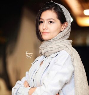 Pardis Ahmadieh Instagram - 🕊
جان و دلم به دلبری
زیر و زبر همی کنی

عکس؛ سپیده عبدالهی