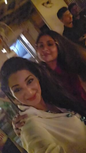 Parineeta Borthakur Instagram - When we meet..some friendship needs no regular chats,no expectations but only love n care ,when we meet we are just we,only togetherness matters
@parineetaborthakur