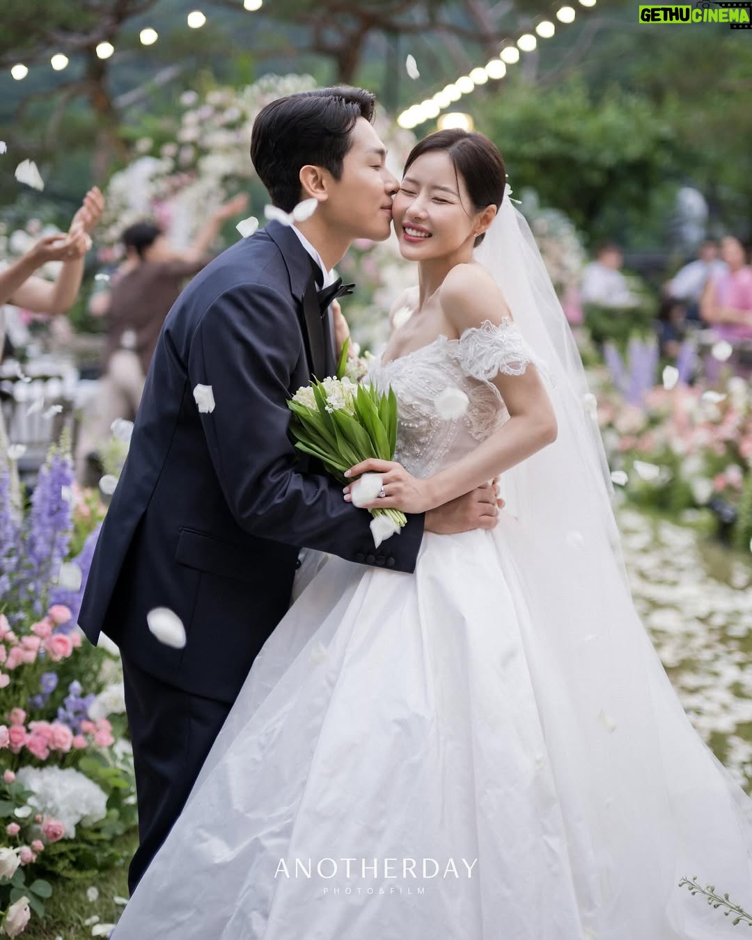 Most liked Instagram photo of Park Ha-na