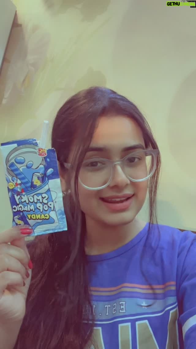 Parul Arora - 60.3K Likes - Smoky pop magic candy 🌫️