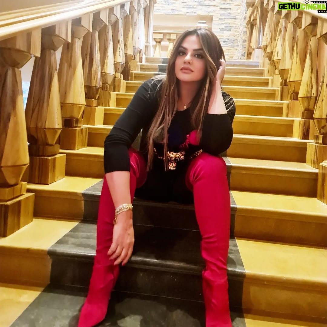 Pascale Machaalani - 19.9K Likes - #أحد_مبارك للجميع احلى شي #الطقس #الحلو مع #الثلج هيدا #لبنان #لبنان_الحلو #عيشوا_حياتكم #حبك_مئذي #باسكال_مشعلاني #باسكال_مشعلاني_٢٠٢٣#pascalemachaalani #lebanon #faqra #faraya #snow #sunday #february