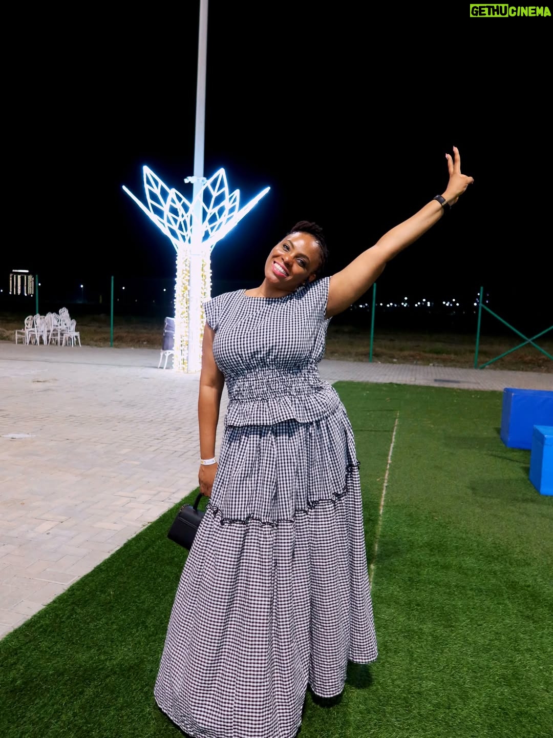 Paschaline Alex - 3 Likes - Grace before me, faith within me
#grateful
PS: Slide 3 is the smile i give when i see my chocola😘😘😘