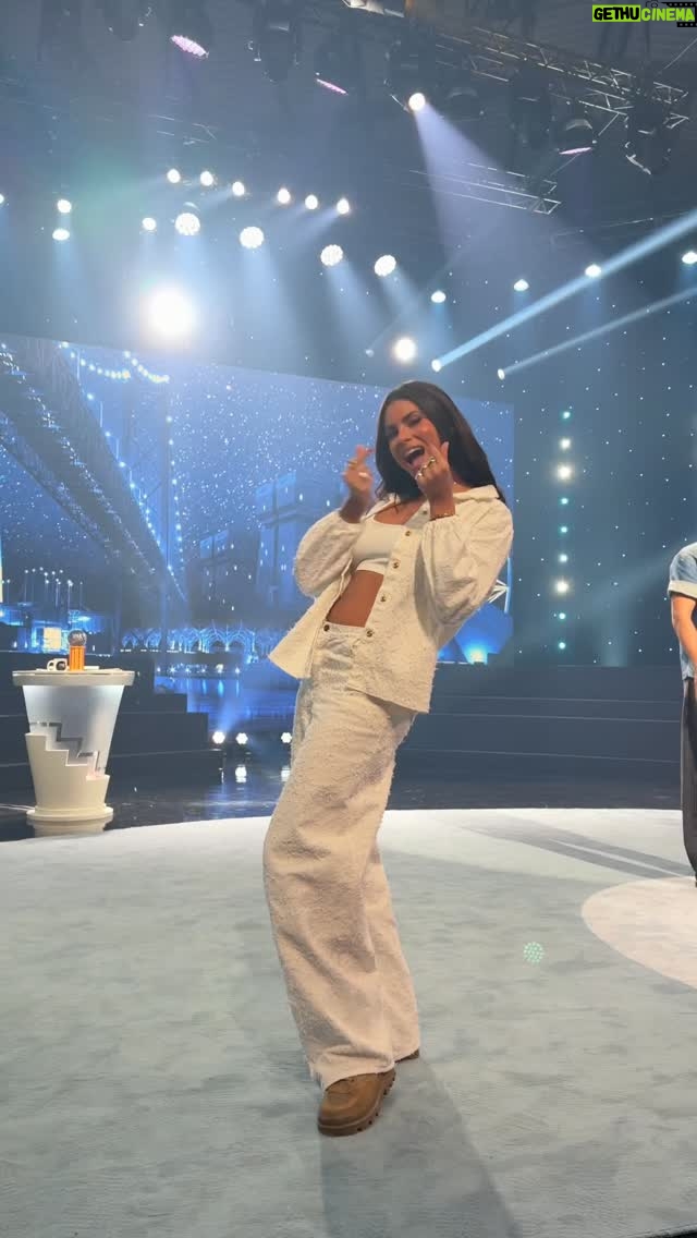 Patrícia Tavares - 2.4K Likes - Mais um episódio de Vale Tudo com convidados e convidadas dispostos a TUDO para deixarem os capitães César Mourão e Rui Unas orgulhosos! 💪🏼