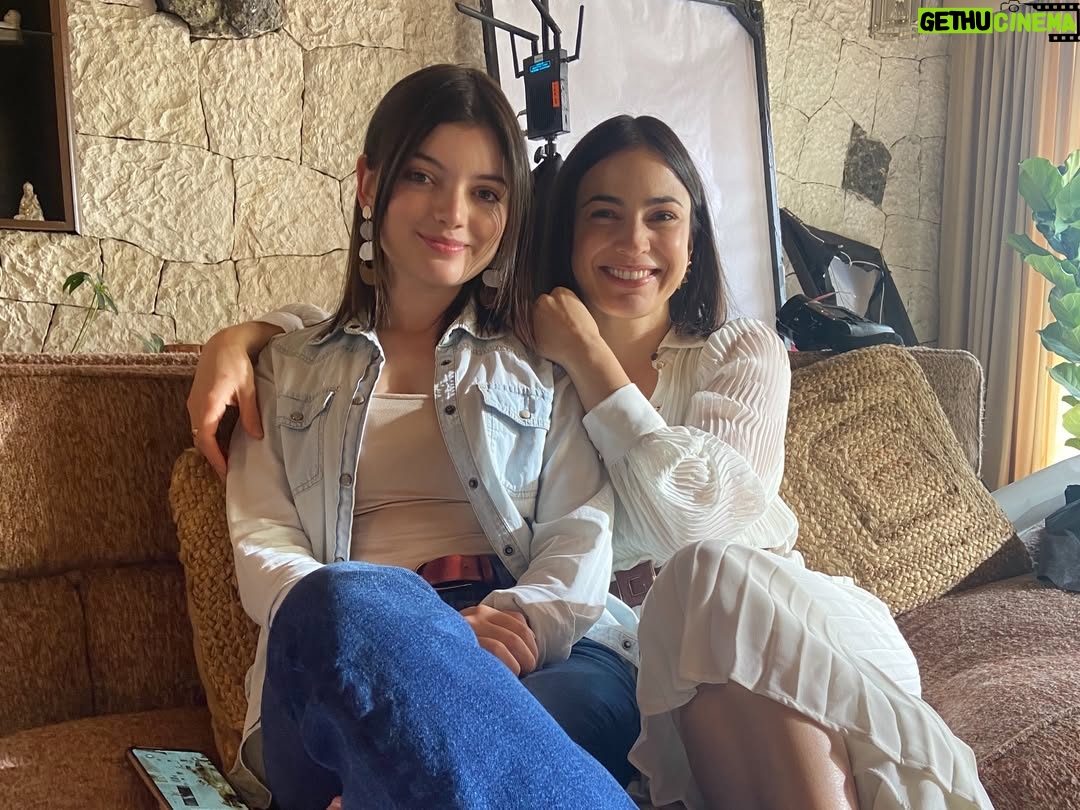 Paula Castaño - 3.4K Likes - Wow cuantos mensajes me han llegado por el estreno de María La Caprichosa por @netflix. Gracias de verdad por tanto cariño y por ver las historias que hacemos con tanto amor para ustedes. Contar la historia de María es Justo y necesario y @paolagonzaleztv y @karent.hinestroza dejan la piel en este personaje! Tremendas!!! 
Felicidades a todo el combo. 
@caracoltv @cubanacub @daniel_arenass Rafael Martínez @paolaamorenoe @indhiraserrano @juliandiazactor @barbara_perea @saraigram @oscartsanchez @elsergioherrera @kalom_films entre muchos otros!!!
@armonikadigital 🫶