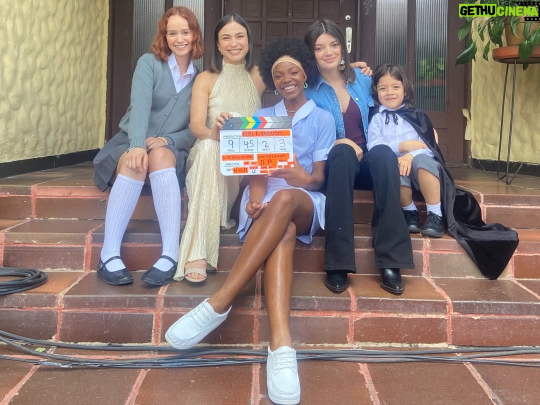 Paula Castaño - 3.4K Likes - Wow cuantos mensajes me han llegado por el estreno de María La Caprichosa por @netflix. Gracias de verdad por tanto cariño y por ver las historias que hacemos con tanto amor para ustedes. Contar la historia de María es Justo y necesario y @paolagonzaleztv y @karent.hinestroza dejan la piel en este personaje! Tremendas!!! 
Felicidades a todo el combo. 
@caracoltv @cubanacub @daniel_arenass Rafael Martínez @paolaamorenoe @indhiraserrano @juliandiazactor @barbara_perea @saraigram @oscartsanchez @elsergioherrera @kalom_films entre muchos otros!!!
@armonikadigital 🫶