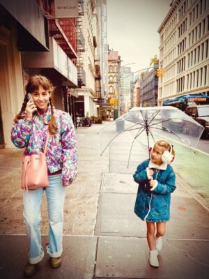 Paula Reca Instagram - Pipa   New York
💜🩷💜