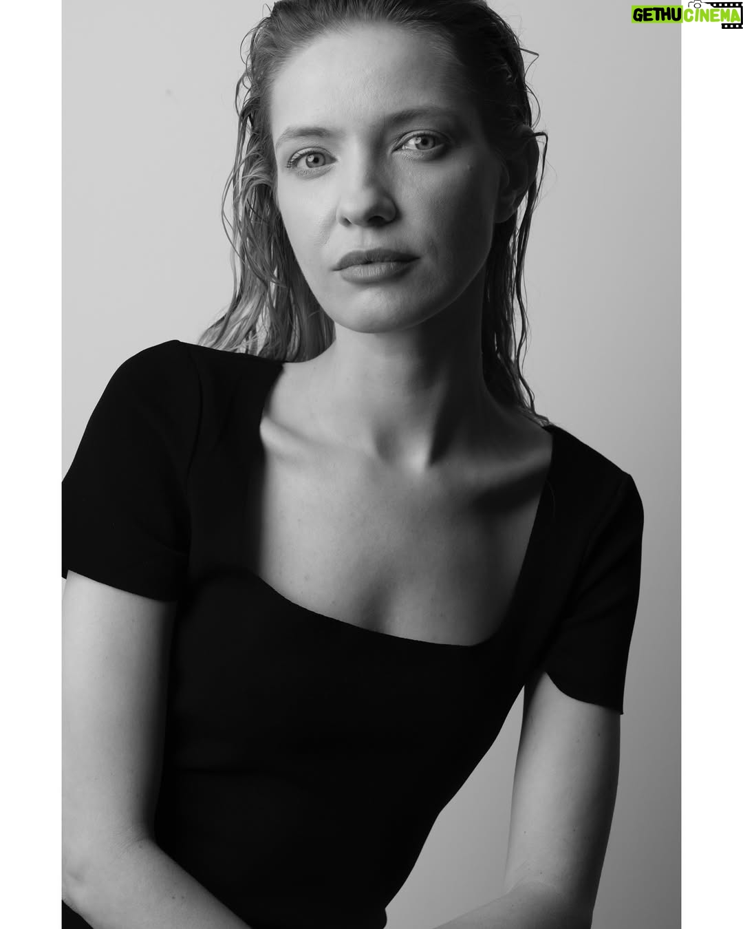 Paulina Gałązka - 1.8K Likes - Już za chwilę zaczynam wakacje…jeszcze tylko kilka dni w pracy 
Shooting for pleasure @felixalfred