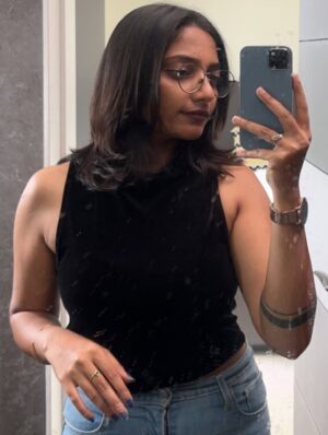Pavithra Gowda Instagram - I kinda liked my “this glasses Era😎”
Did you?
#pavigowda♥️
#instagram
#foryou
#single