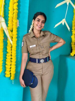Pavithra Janani Instagram - Advancing my journey to new milestones☺️
one small step at a time,This journey hasn’t been easy, but every moment of growth feels worth it. I’m truly overwhelmed by all the love and support around me.🥰I may be moving slowly, but I’m moving with purpose, determination, and gratitude. Thank you for believing in me and standing by me as I continue to learn, grow, and rise.♥️

Thanks for the this opportunity @zee5tamil 

ss group production house, @singasankaran ,Preethi,kowshik sir,
director Dhina sir, dop @mahendra_m_hendry_dop ,
Rajesh,Murugan sir,Nandhakumar sir
My special thanks to @the_thirdact @impraveenragunaath @is_negavaithinathan 🥰 @anil_subahar ,Vijay, Saravanan,Arul you guys r the best 💪🏻✨
My coartist @balahasanr @iam_anjalirao @thevinodhini @sriram_manivannan @anil_subahar 

#regai #z5series #sandhiya
Yettama ✨