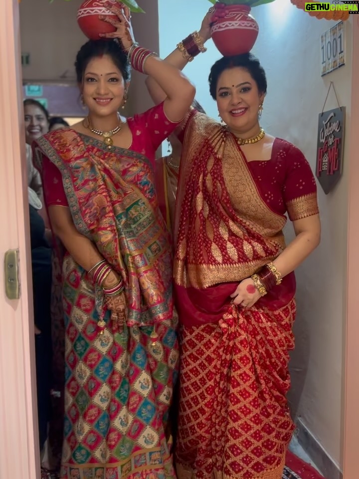 Pavni Mehrotra - 5.5K Likes - Apka humare “NAYE GHAR” mein swagat hai🏡♥️
.
.
.
#newhome #grahpravesh🏠 #pooja #home #pavnilaughs