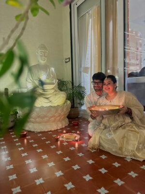 Pavni Mehrotra Instagram - Aur phir saath mil kar sajaya humne apne
“Sapno Ka Ghar” 🪔🏡🧿
.
.
.
#newhome #diwali #blessings #family #pavnilaughs