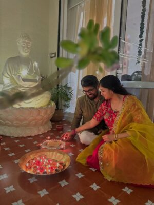 Pavni Mehrotra Instagram - Aur phir saath mil kar sajaya humne apne
“Sapno Ka Ghar” 🪔🏡🧿
.
.
.
#newhome #diwali #blessings #family #pavnilaughs