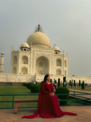 Payal Pati Instagram - Marveling at Majesty 👑🤍

Outfit- @saniya_fashiondesigner 
Click- @picscard_kpt 

#taj #tajmahalpalace #aagra #outfits #photo #photooftheday #traveler #tajmahalagra