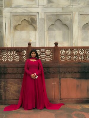 Payal Pati Instagram - Marveling at Majesty 👑🤍

Outfit- @saniya_fashiondesigner 
Click- @picscard_kpt 

#taj #tajmahalpalace #aagra #outfits #photo #photooftheday #traveler #tajmahalagra