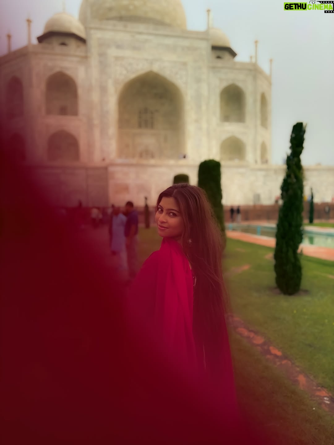 Payal Pati - 101.6K Likes - Marveling at Majesty 👑🤍

Outfit- @saniya_fashiondesigner 
Click- @picscard_kpt 

#taj #tajmahalpalace #aagra #outfits #photo #photooftheday #traveler #tajmahalagra