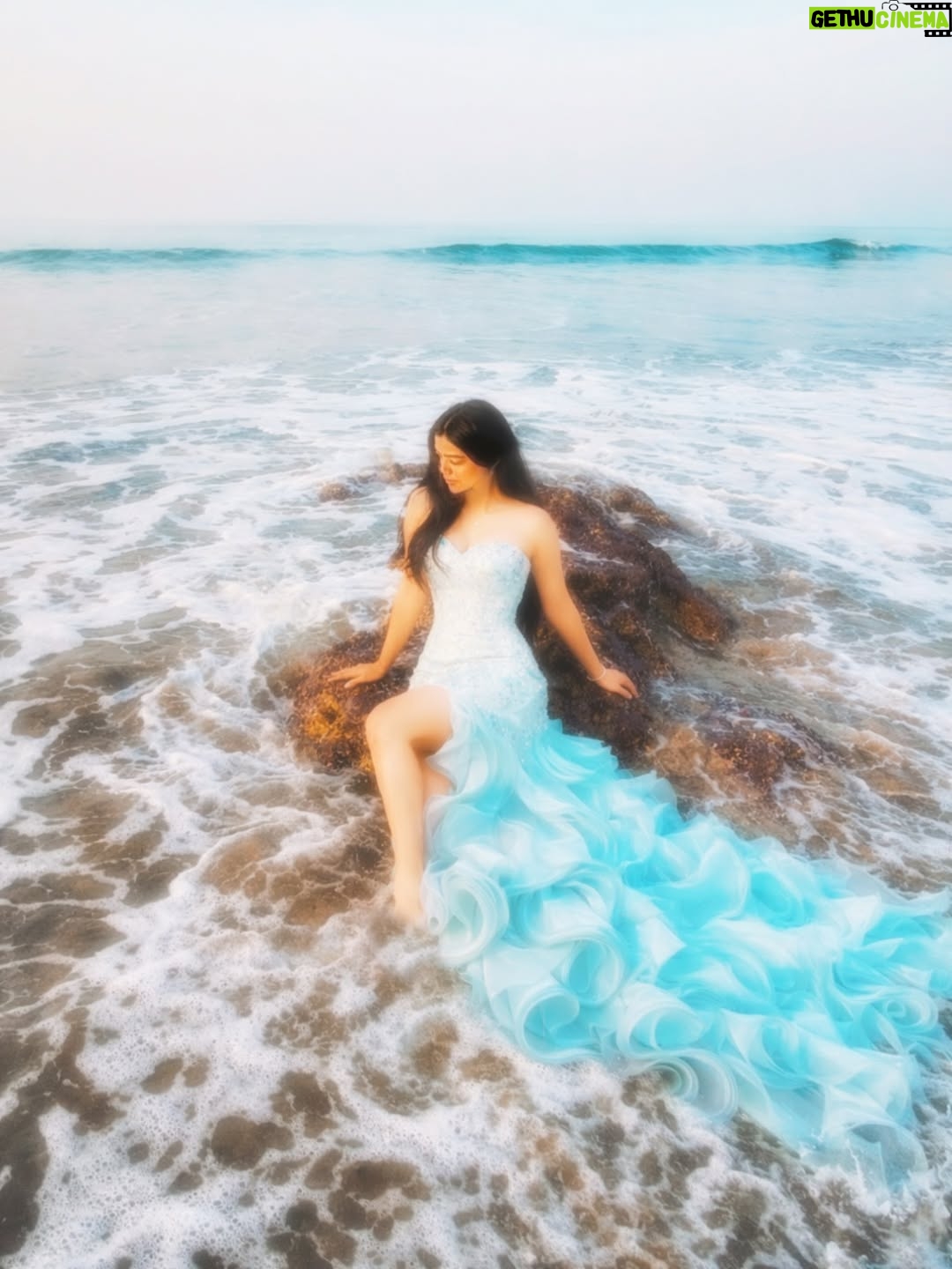 Pearl Malhotra - 4K Likes - Sun Sol Soul Source 🌀 Water holds the Sacred memory of the Planet 🩵