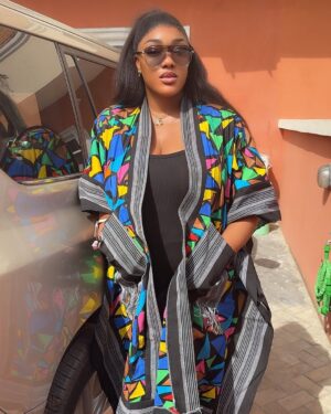 Peggy Ovire Instagram - Last slide 🤣👉🏽👉🏽👉🏽👉🏽👉🏽 A Yoruba girl by Association. 

Loving my Ankara X Asooke from @eyes_on_classic_design84