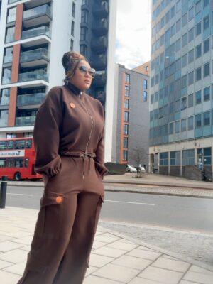 Peggy Ovire Instagram - "It's a Cold World.....But I Stay Warm in My Lane 🥶 💎 

Travel fit @zoeyateliernig