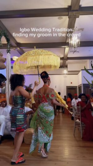 Pepi Sonuga Instagram - The wine carrying ceremony, also called the Igba Nkwu. The moment I searched the room for my groom. When he drinks the palm wine, it seals the blessing between our families ❤️

Palm Wine Cup: @bridesnbrooms 
Content: @itschampagnesocial