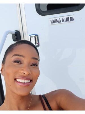 Pepi Sonuga Instagram - Years ago, I was honored with the chance to play Young Athena, and it’s been a continuous honor to be brought back. But nothing compares to this most recent episode where I got to act across and alongside one of my heroes, the legendary Mrs. Angela Bassett.

Thank you for your grace, your brilliance, your aura, and your power. You are everything and more, and I will forever cherish this experience im.angelabassett. 🤍

New (epic) episode of @911onabc airing now xx

#911onABC #YoungAthena