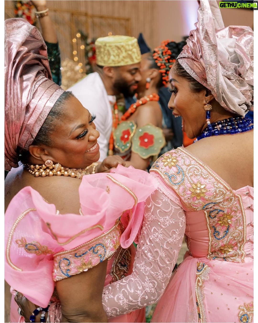 Pepi Sonuga - 10.3K Likes - Part 2, but day 1 ❤️
Overjoyed with all the love. We’re MARRIED!!!! Hip hip!!!! Read our full @voguemagazine feature, link in bio.

Photographer: @perryvaile
Bridal & Groom Designer (Blue): @couturebytabik
Bridal Designer (Green   Red): @anit_cuts
Groom Designer (Green   Red): @davidscottonline
Pepi’s Personal Stylist: @venetiakiddstyle
Coordination & Design: @claudiocoevents
Videographer: @foragedfilms
Content Creator: @itschampagnesocial
Decor & Florals: @sansationalcreations_
Palm Wine Cup: @bridesnbrooms
Accessories & Beads: @nenejewellryandcraft
Catering: @stomachaffairsatl
Cake: @vgsbakery
Alaga: @mc_bukenkoalaga
Signage: @magnoliadreams.shop
Gift Bags: @vistaprint @zazzle
Invitations:
• @printswellstationery (printing)
• @les_carnets_de_nini (design)
• @flourishfinewriting (stamps)
Bridesmaids Designer: @themusefactory_ @bibireola_bespoke
Groomsmen Designer: @fujahbrand
Geles for Bridal Party: @asooke_gele_matters
Venue: @relix_brookside_knoxville 
Bridal Glam: @neonbonymakeovers @solangehairandbeauty @mosmogele
Rentals: @aopartyrentals
DJ: @djfreshyk
Transportation: @cruzetransportservices
