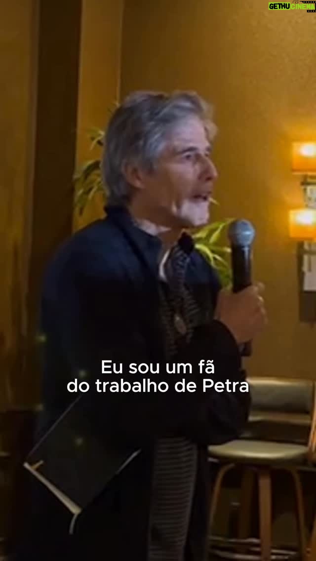 Petra Costa - 12.4K Likes - Benção ouvir Walter Salles falando no nosso Apocalipse nos Trópicos em uma sessão em Los Angeles.

Quem quiser ver o filme está lá na Netflix.

What a blessing to hear Walter talking about our film in a screening in Los Angeles. 

For whoever wants to see it, it’s on Netflix.